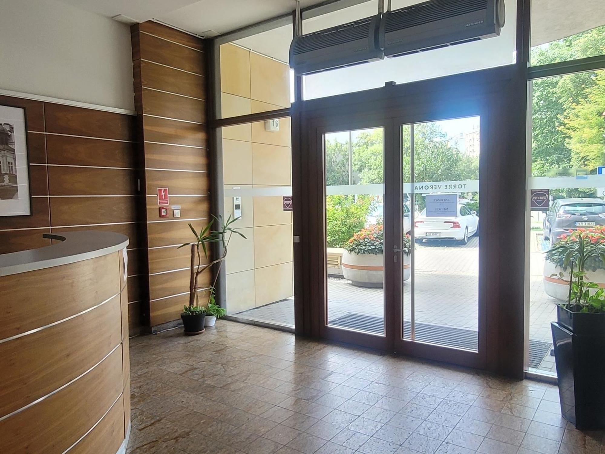 Verona Apartament 115, 69M2, Terrace, Garage — Photos 2